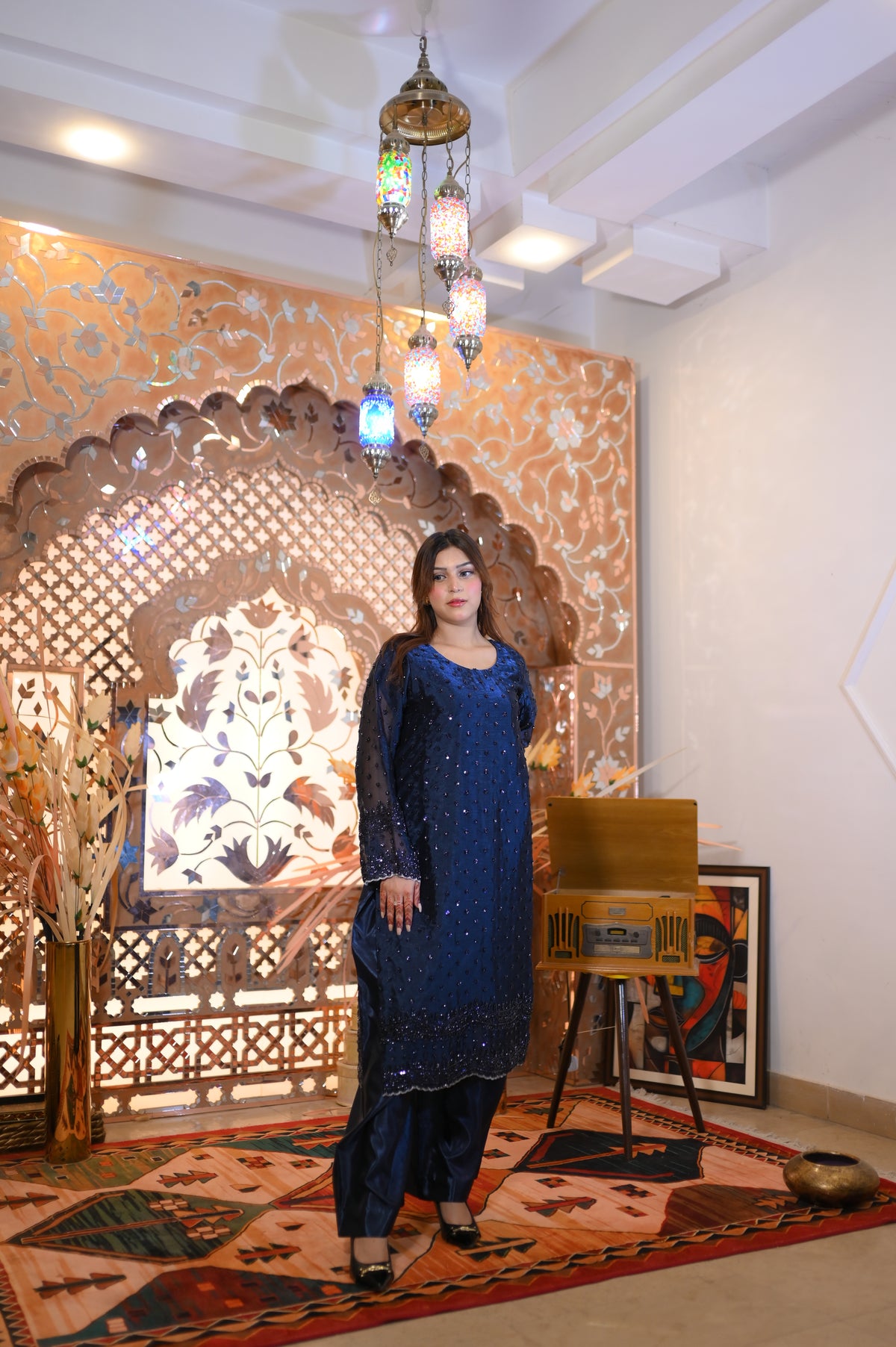 NAVY NOOR